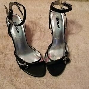 Women's SODA brand black high heels